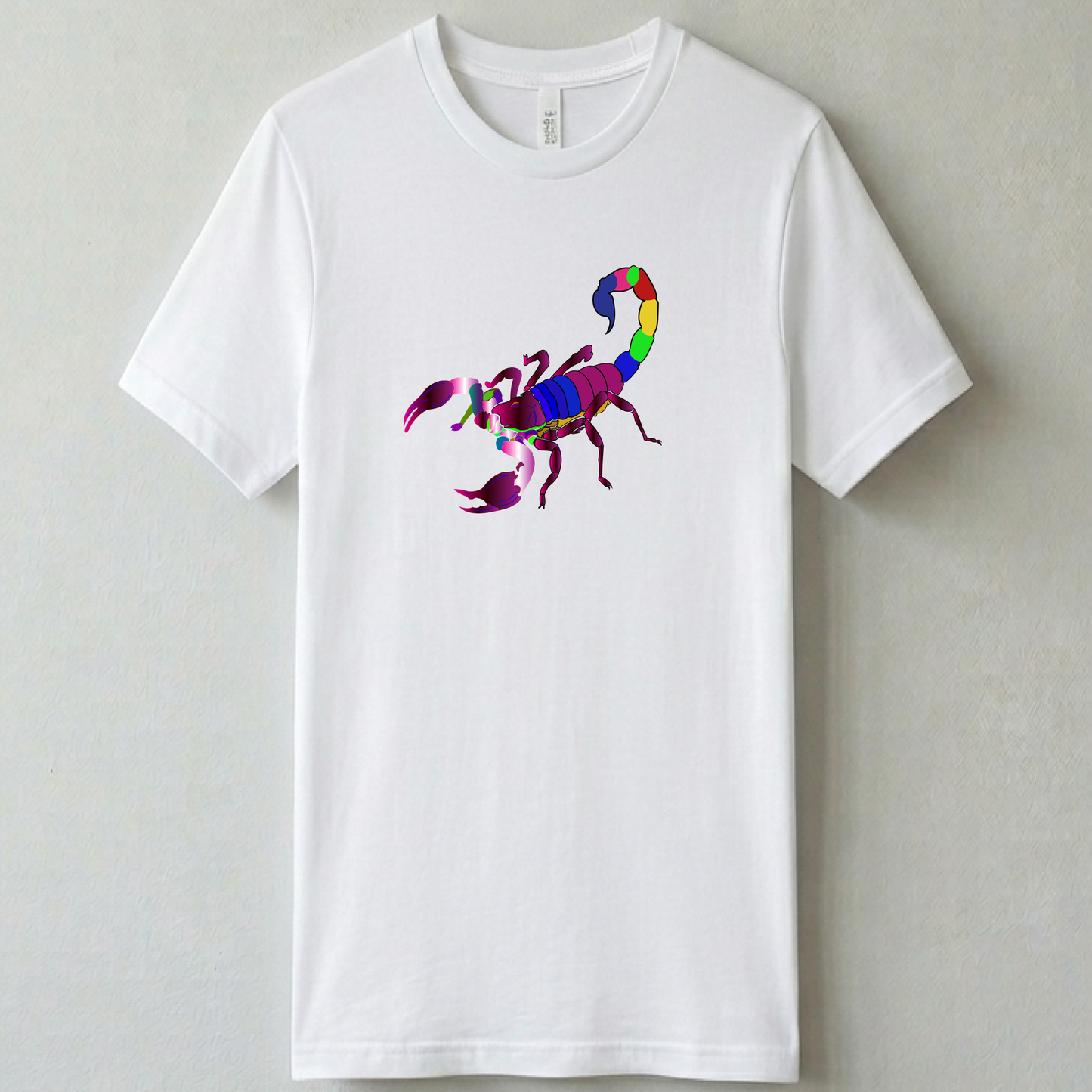 Striking scorpion design t shirt